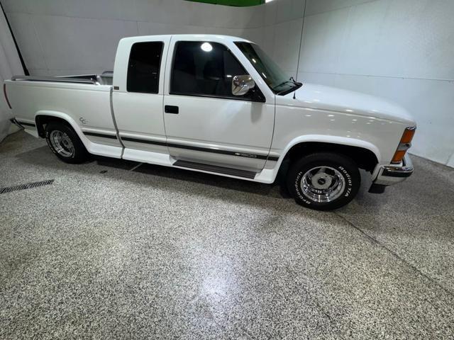 Chevrolet-Silverado-1500-Pickup-1994-2