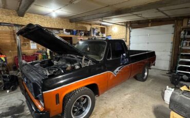 Chevrolet-Silverado-1977-black-2253076-11