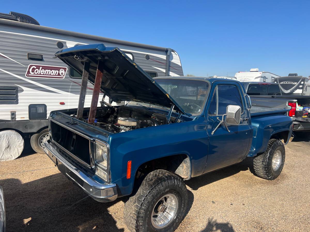 Chevrolet-Silverado-1979-115872-1