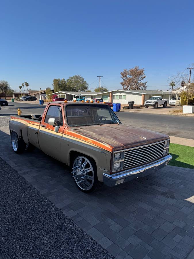 Chevrolet-Silverado-1982-198681-2