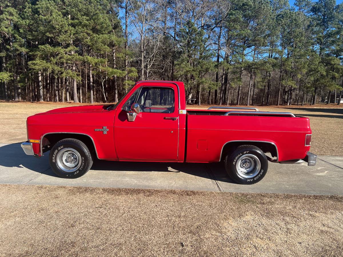 Chevrolet-Silverado-1984