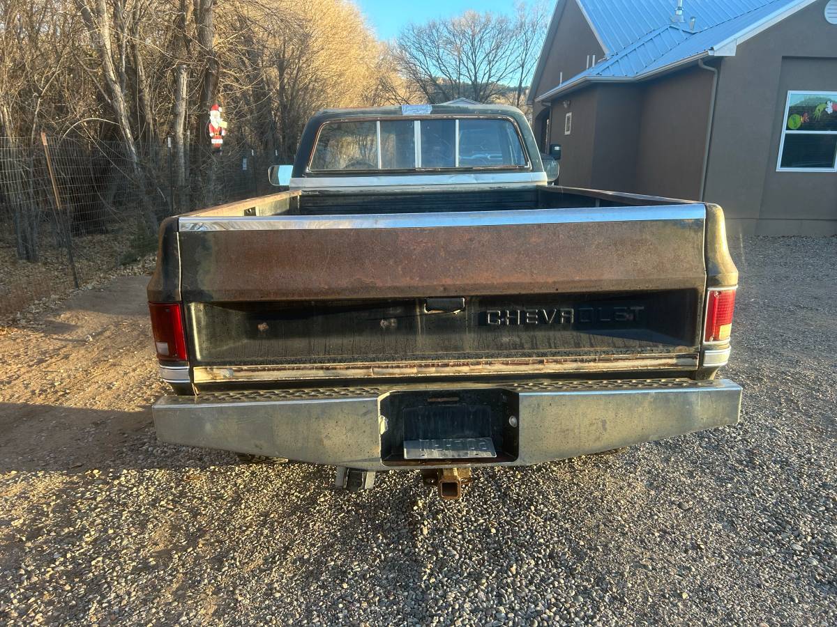 Chevrolet-Silverado-1985-5