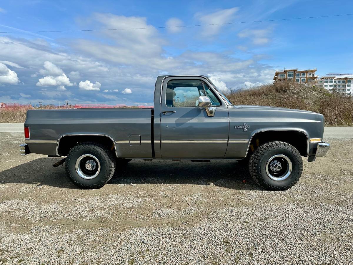 Chevrolet-Silverado-1986-1