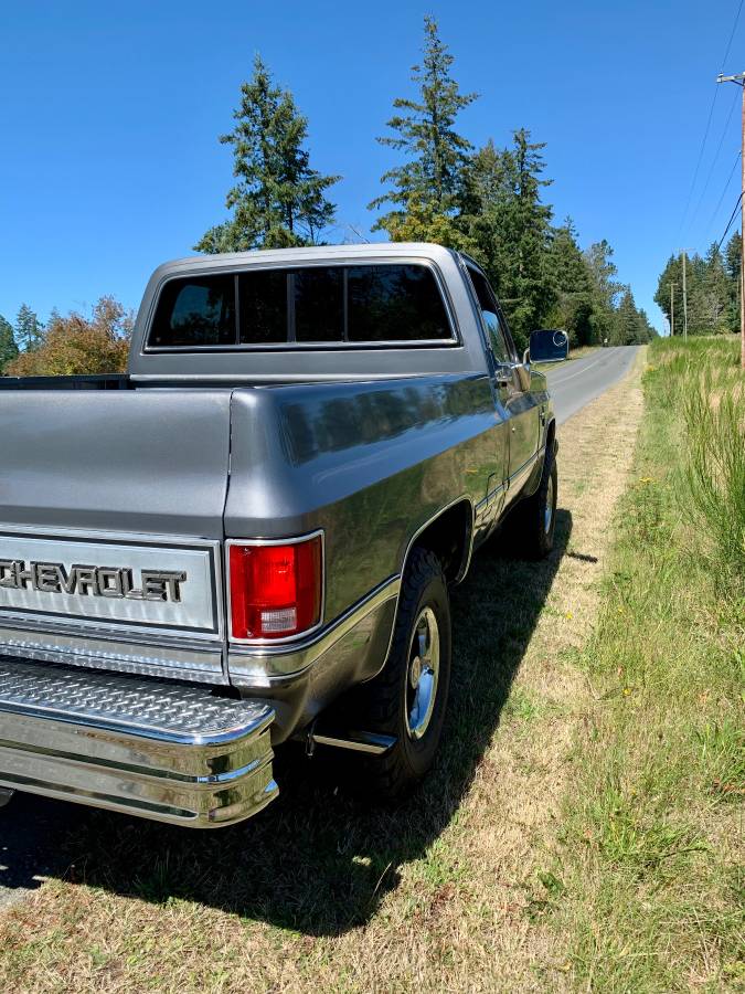 Chevrolet-Silverado-1986-3