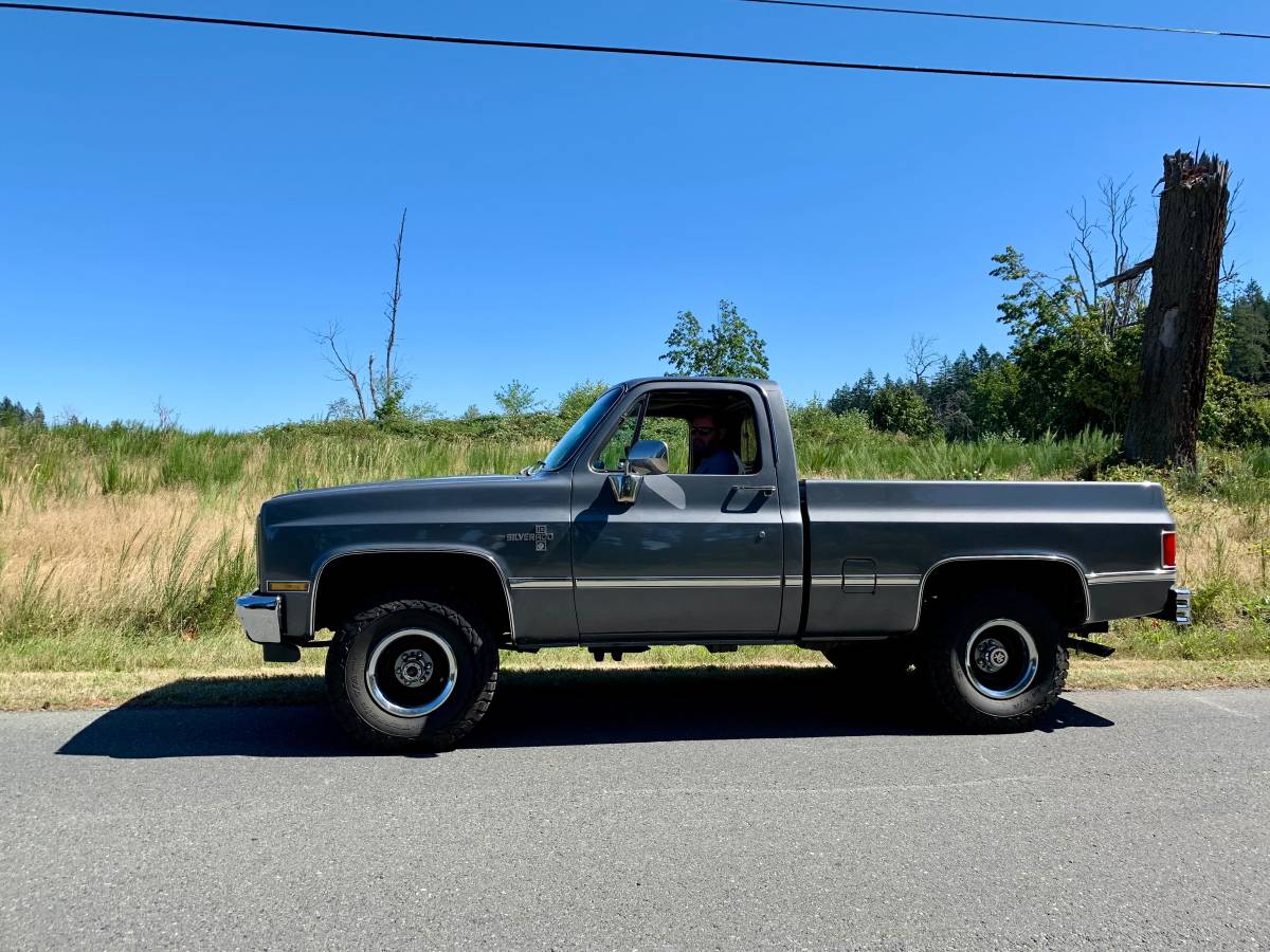 Chevrolet-Silverado-1986-6