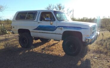 Chevrolet-Silverado-1987-4