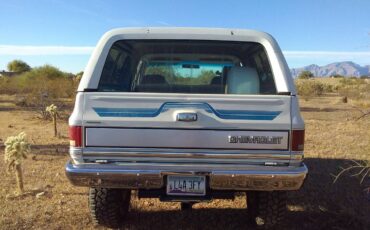 Chevrolet-Silverado-1987-5