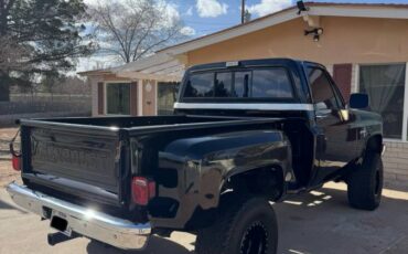 Chevrolet-Silverado-1987-black-160934-3