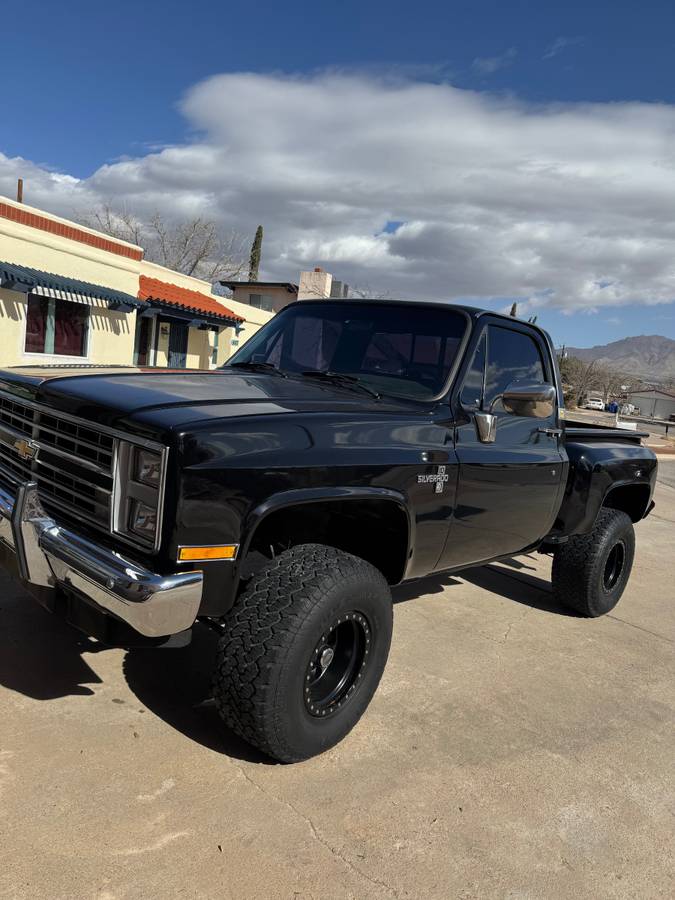 Chevrolet-Silverado-1987-black-160934