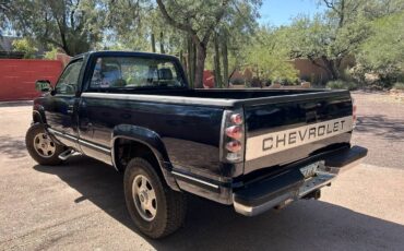 Chevrolet-Silverado-1989-blue-402335-2