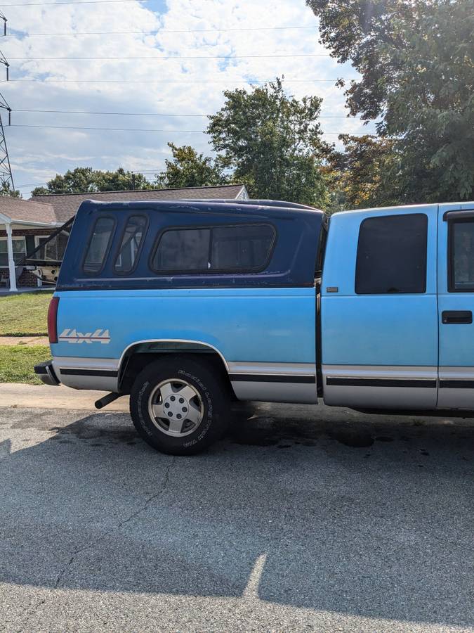 Chevrolet-Silverado-1994-blue-482802-2