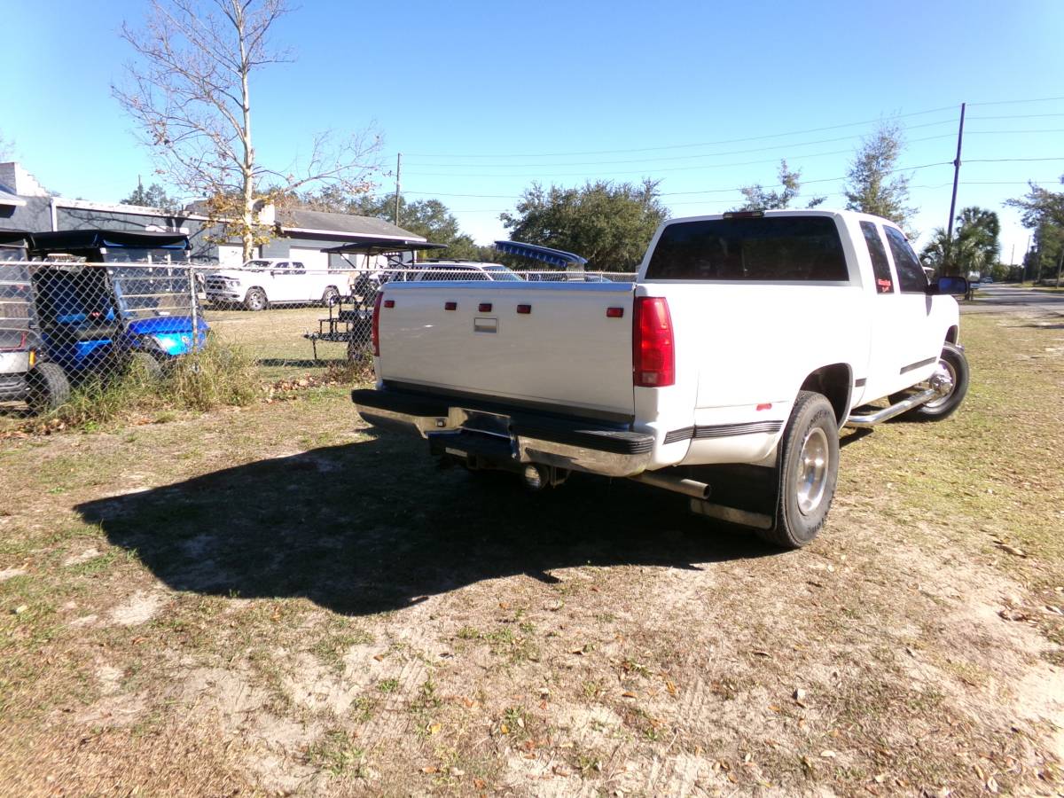 Chevrolet-Silverado-1995-white-320259-4