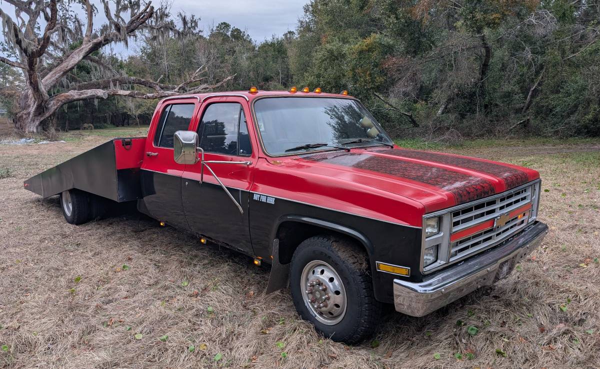 Chevrolet-Silverado-3500-1985-1