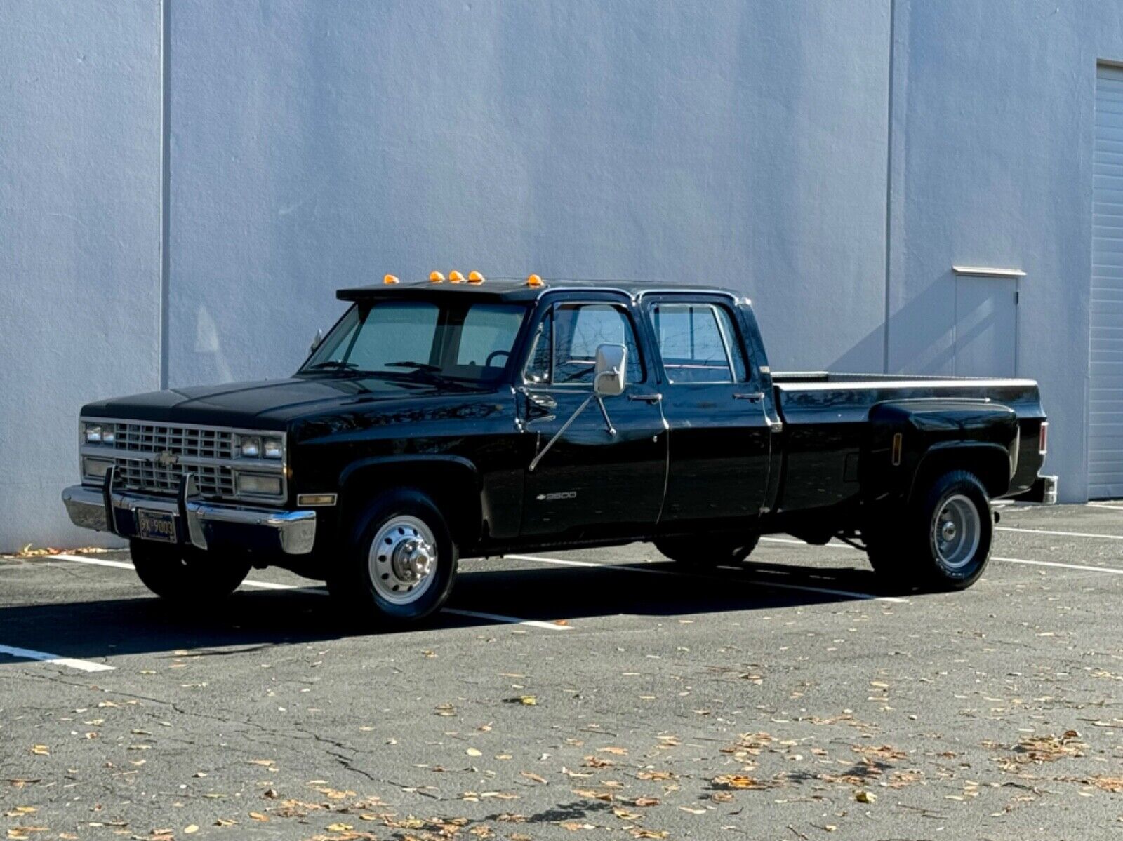 Chevrolet-Silverado-3500-Pickup-1989-1