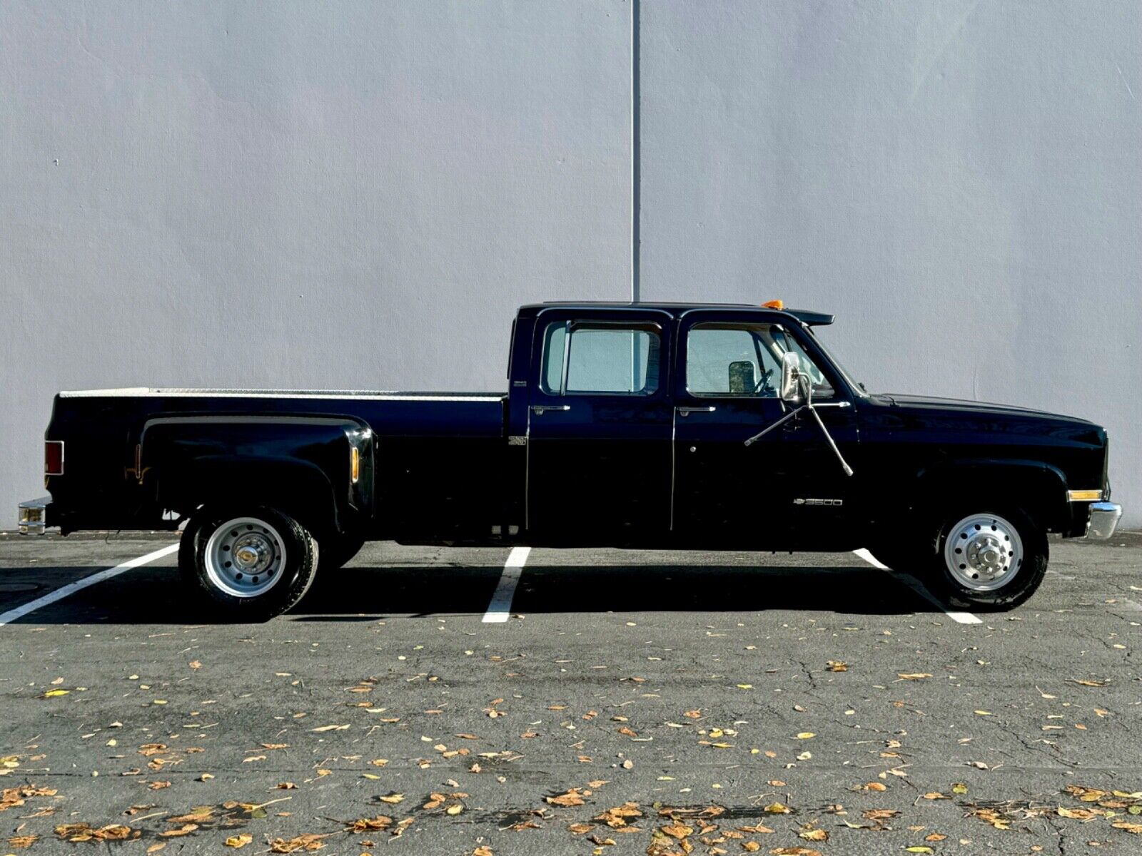 Chevrolet-Silverado-3500-Pickup-1989-4