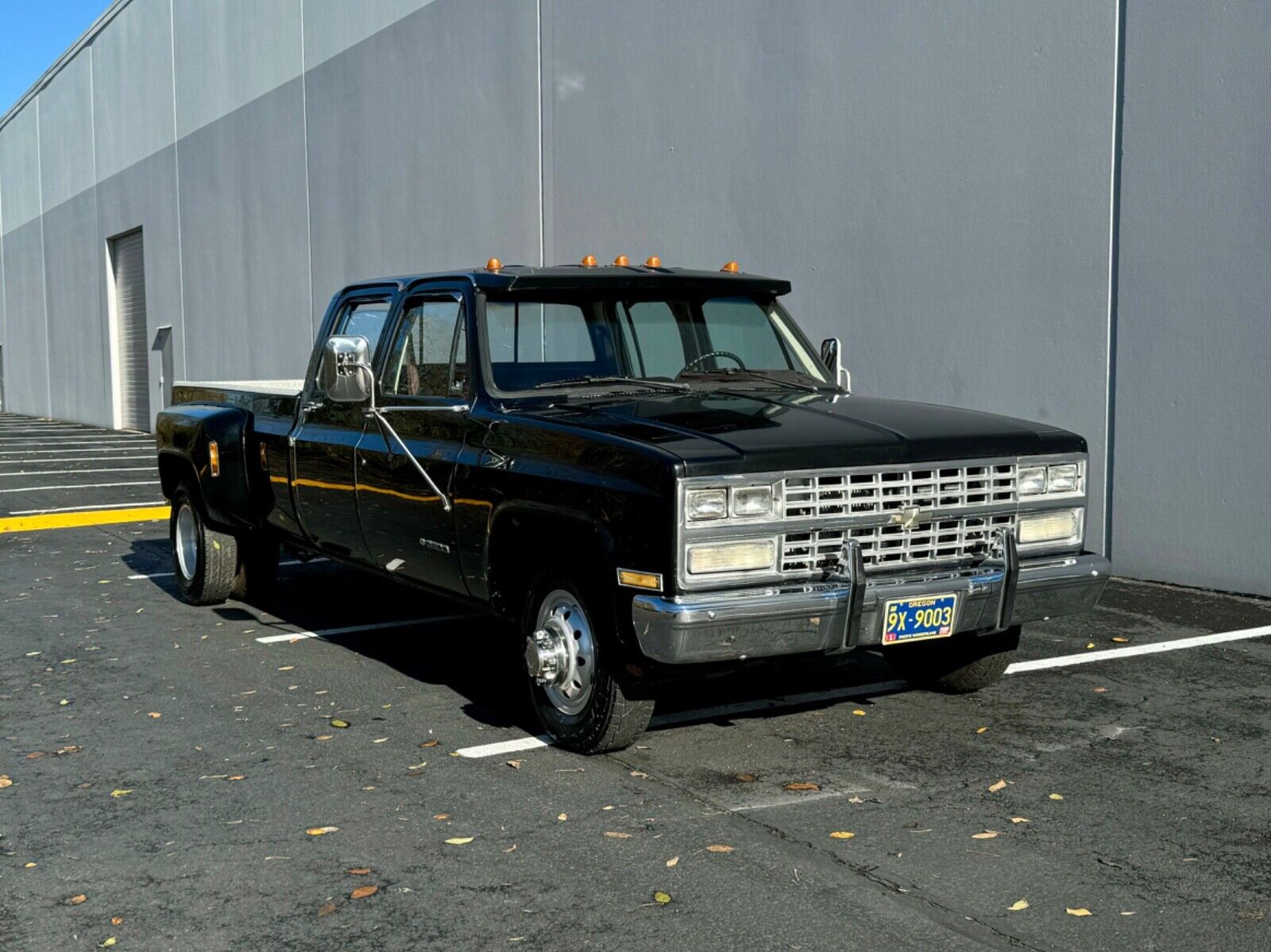 Chevrolet-Silverado-3500-Pickup-1989-5