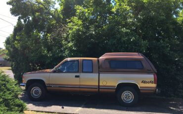 Chevrolet-Silverado-k2500-1990