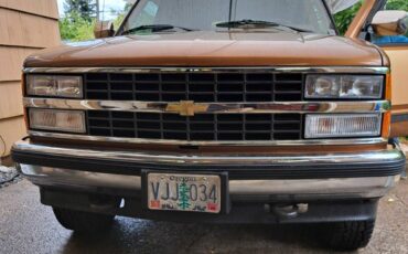 Chevrolet-Silverado-k2500-1990-9