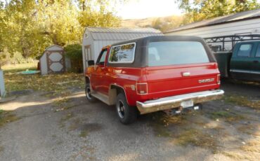 Chevrolet-Silverado-k5-1988-1