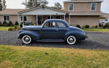 Chevrolet-Special-deluxe-1940-blue-115872-1