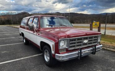 Chevrolet-Suburban-1977-7