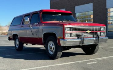 Chevrolet-Suburban-1984-6