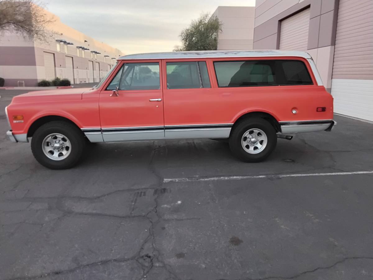 Chevrolet-Suburban-2500-1972-orange-16093-3