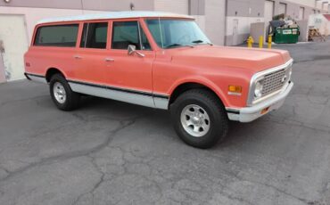 Chevrolet-Suburban-2500-1972-orange-16093