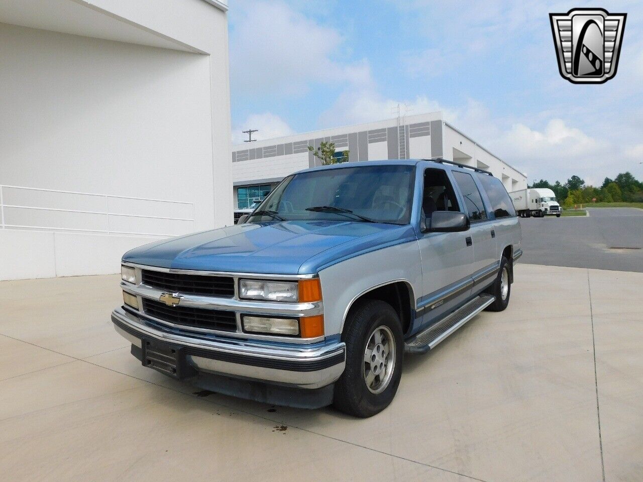 Chevrolet-Suburban-Cabriolet-1995-4