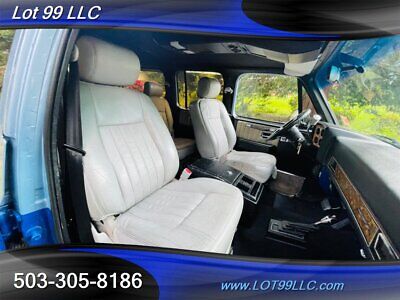 Chevrolet-Suburban-SUV-1991-Light-French-Blue-Metallic-Gray-359592-15