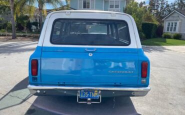 Chevrolet-Suburban-c10-1972-blue-196339-18