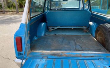 Chevrolet-Suburban-c10-1972-blue-196339-19