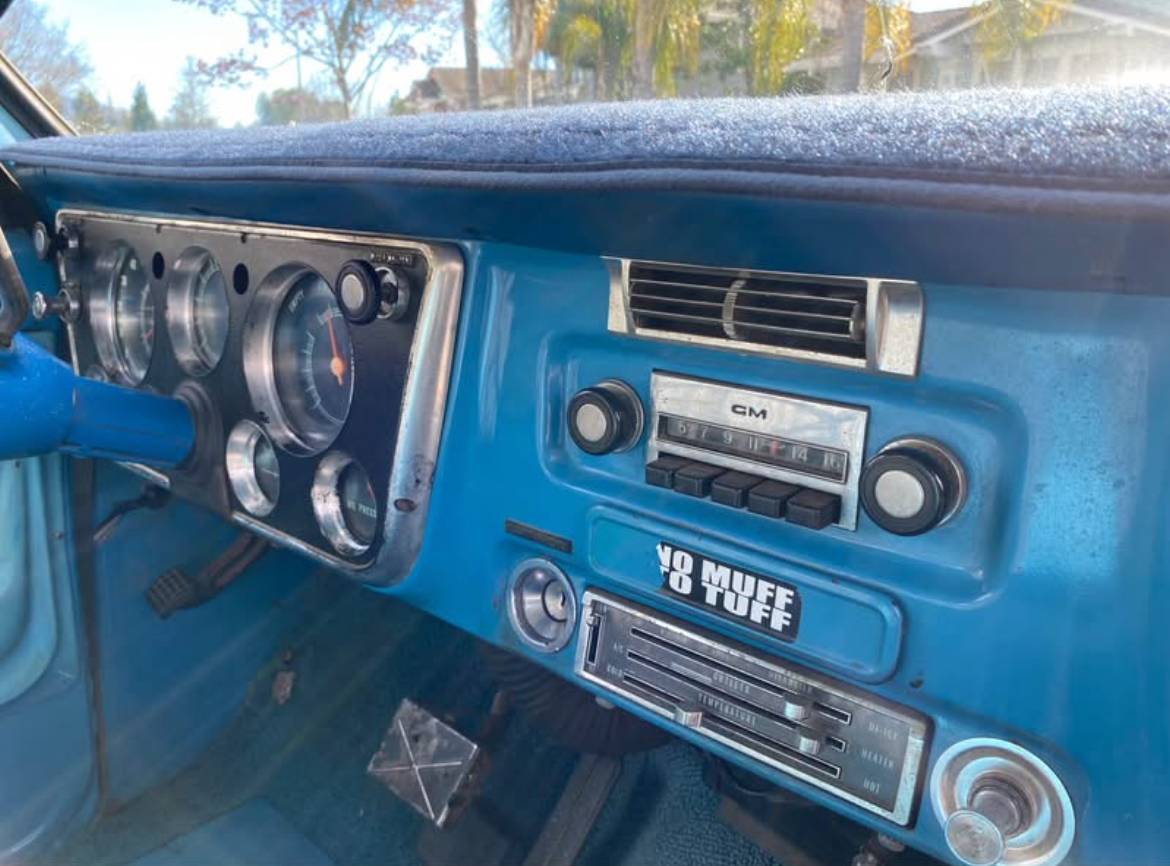 Chevrolet-Suburban-c10-1972-blue-196339-5