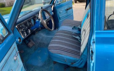 Chevrolet-Suburban-c10-1972-blue-196339-7