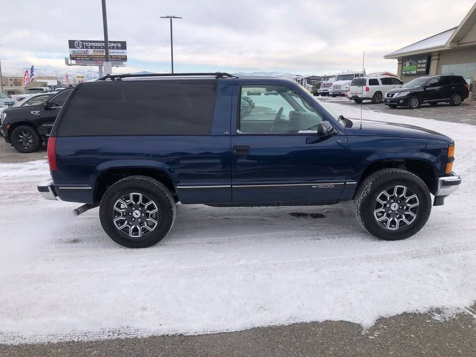 Chevrolet-Tahoe-1995-blue-384751-5