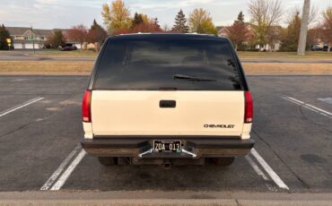 Chevrolet-Tahoe-1995-white-318649-7