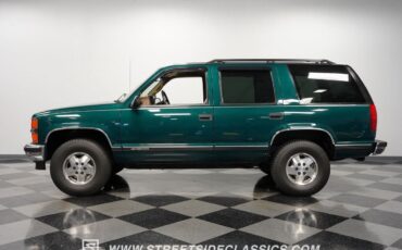 Chevrolet-Tahoe-SUV-1995-Green-Tan-79963-2