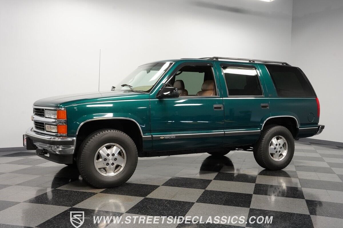 Chevrolet-Tahoe-SUV-1995-Green-Tan-79963-6