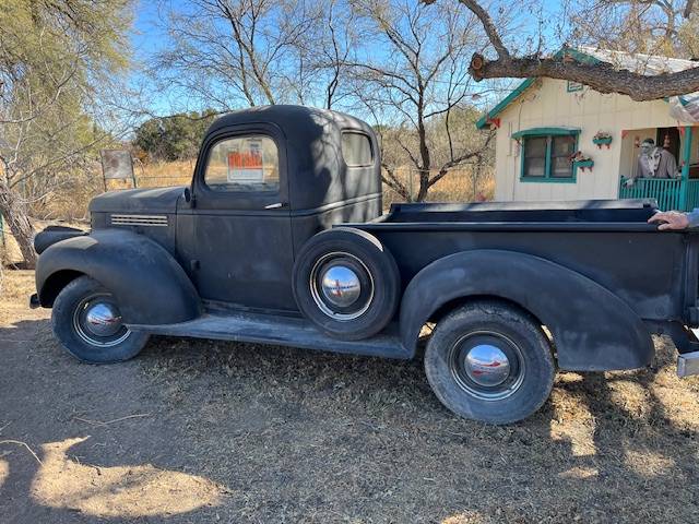 Chevrolet-Truck-1941-4