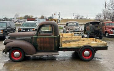 Chevrolet-Truck-1946-green-19312