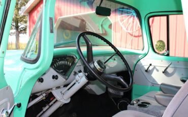 Chevrolet-Truck-1957-green-94401-1