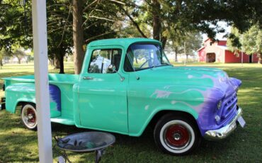 Chevrolet-Truck-1957-green-94401-16