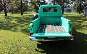 Chevrolet-Truck-1957-green-94401-6