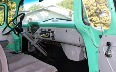 Chevrolet-Truck-1957-green-94401-8