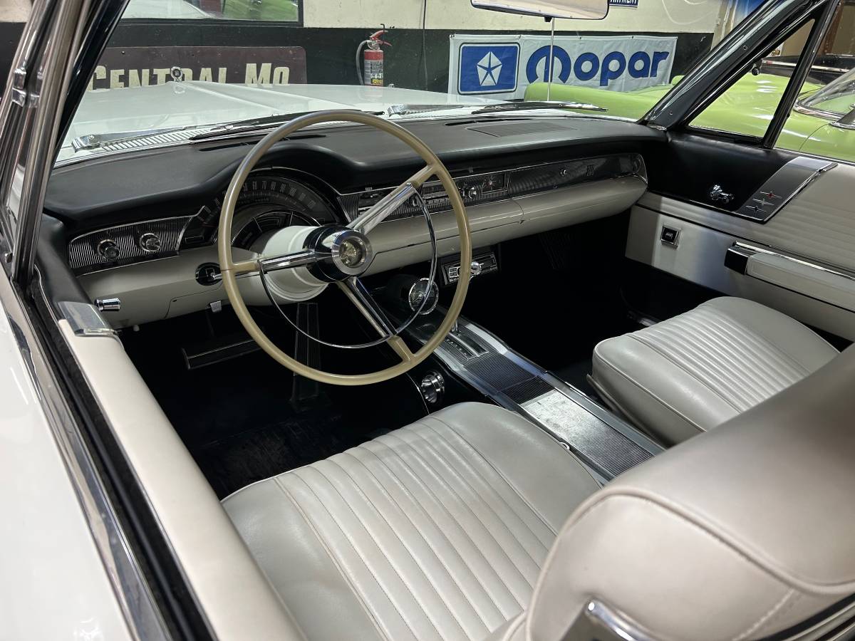 Chrysler-300-1966-17