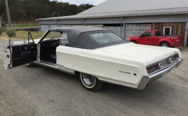 Chrysler-300-Series-Cabriolet-1968-White-Black-0-4