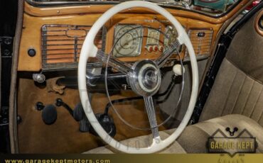 Chrysler-Imperial-Coupe-1938-3