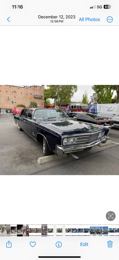 Chrysler-Imperial-limousine-1965-blue-55683-1