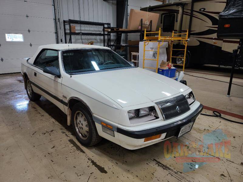 Chrysler-Le-baron-turbo-1987-white-234428-8