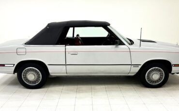 Chrysler-LeBaron-Cabriolet-1985-8